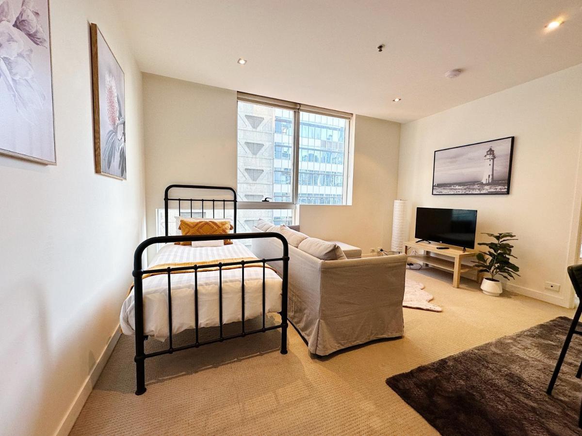 Luxe Central City Qv Apartment With Indoor Pool & Gym เมลเบิร์น ภายนอก รูปภาพ